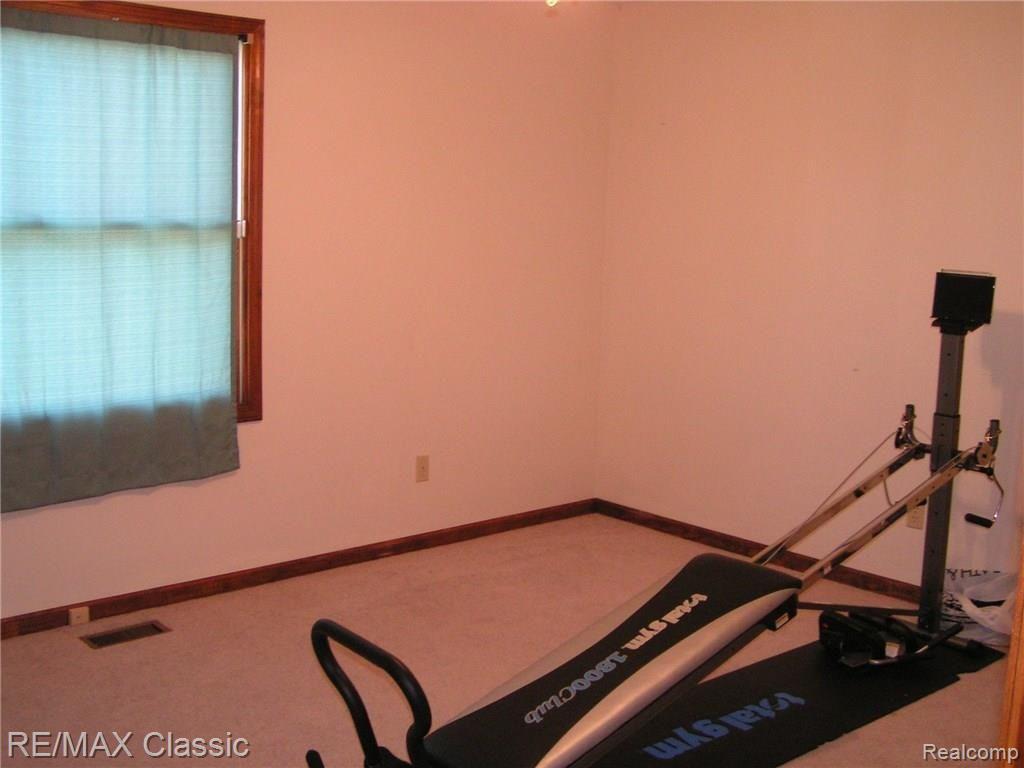 29011 Cotton Road, Unit 1 New Baltimore, MI 48047 - Photo 19 of 27 PICT1257.JPG