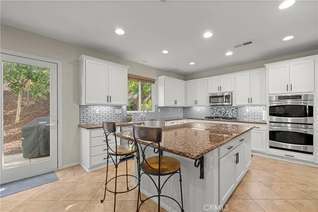 $1,049,999 | 34349 Lamborn Street, Temecula, CA 92592