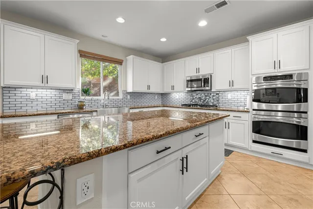 $1,049,999 | 34349 Lamborn Street, Temecula, CA 92592