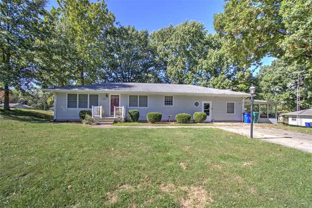 3425 North University Avenue Decatur, IL 62526 - Photo 1 of 35 Gallery Image 1