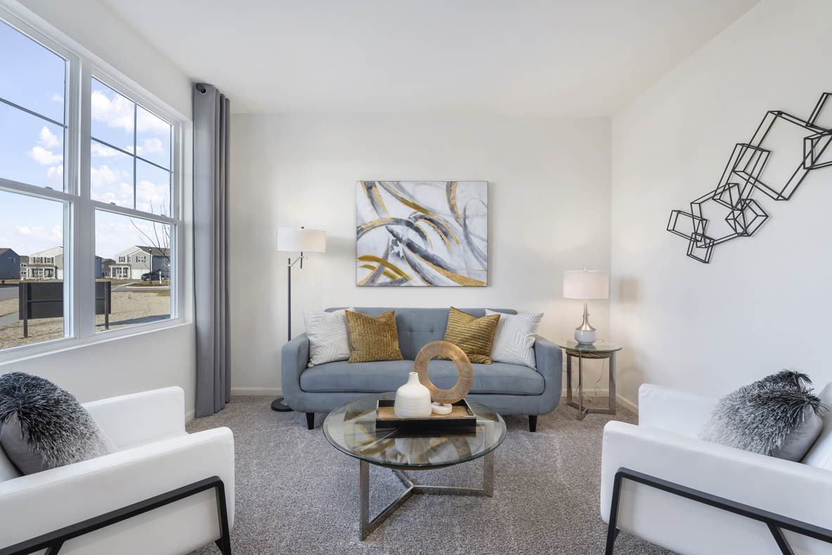 Undisclosed Address Elgin, IL 60124 - Photo 2 of 19 a living room with furniture and a window