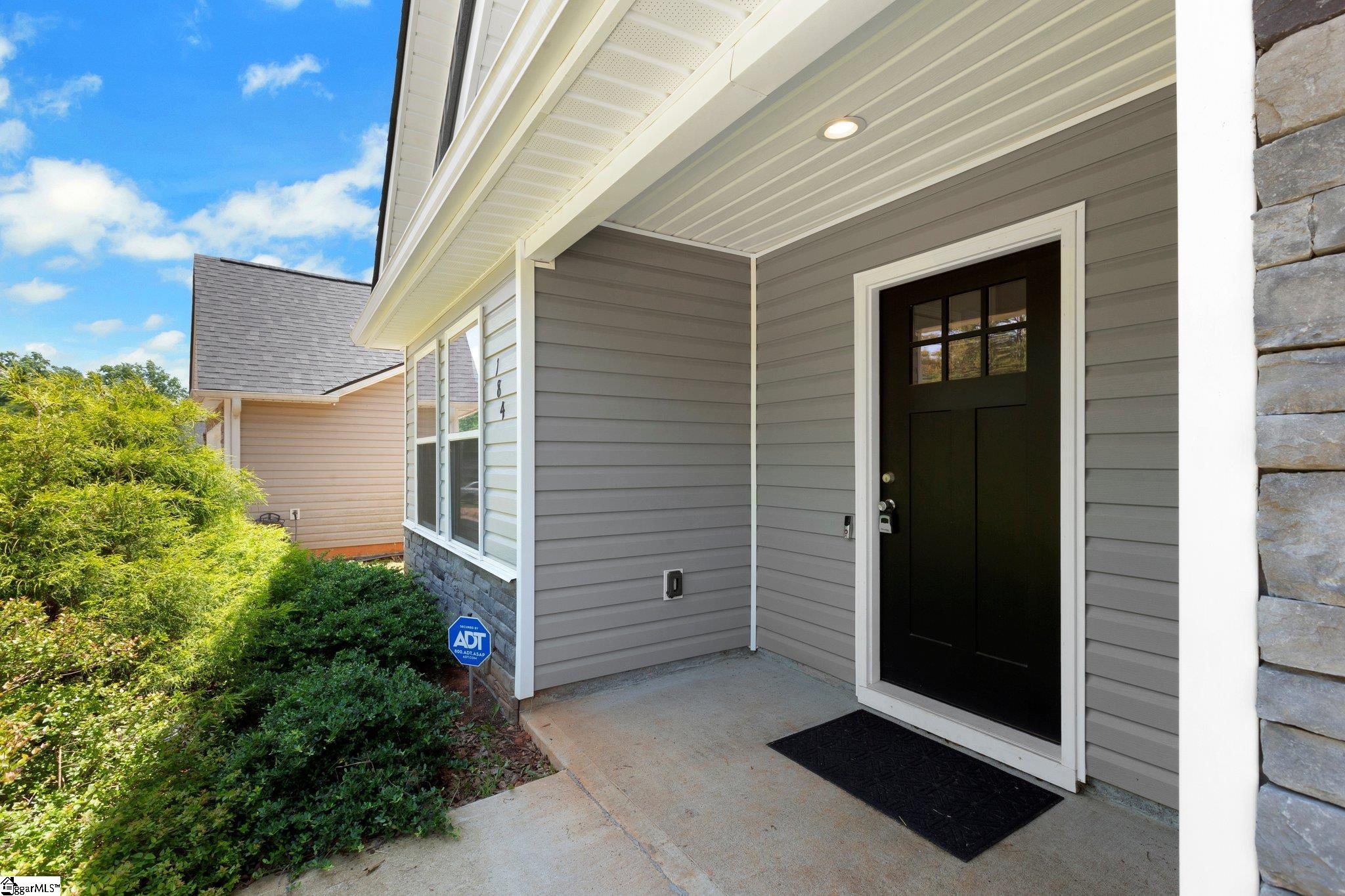 184 Sandifer Road Spartanburg, SC 29316 - Photo 2 of 29 Gallery Image 2