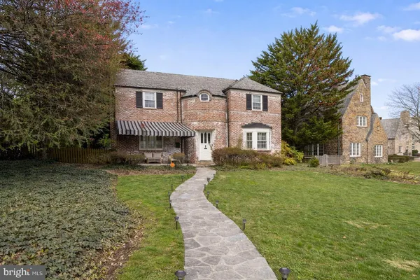 $925,000 | 212 St Dunstans Road, Baltimore, MD 21212