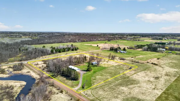 $329,900 | 23736 Contrast Road, Brook Park, MN 55007