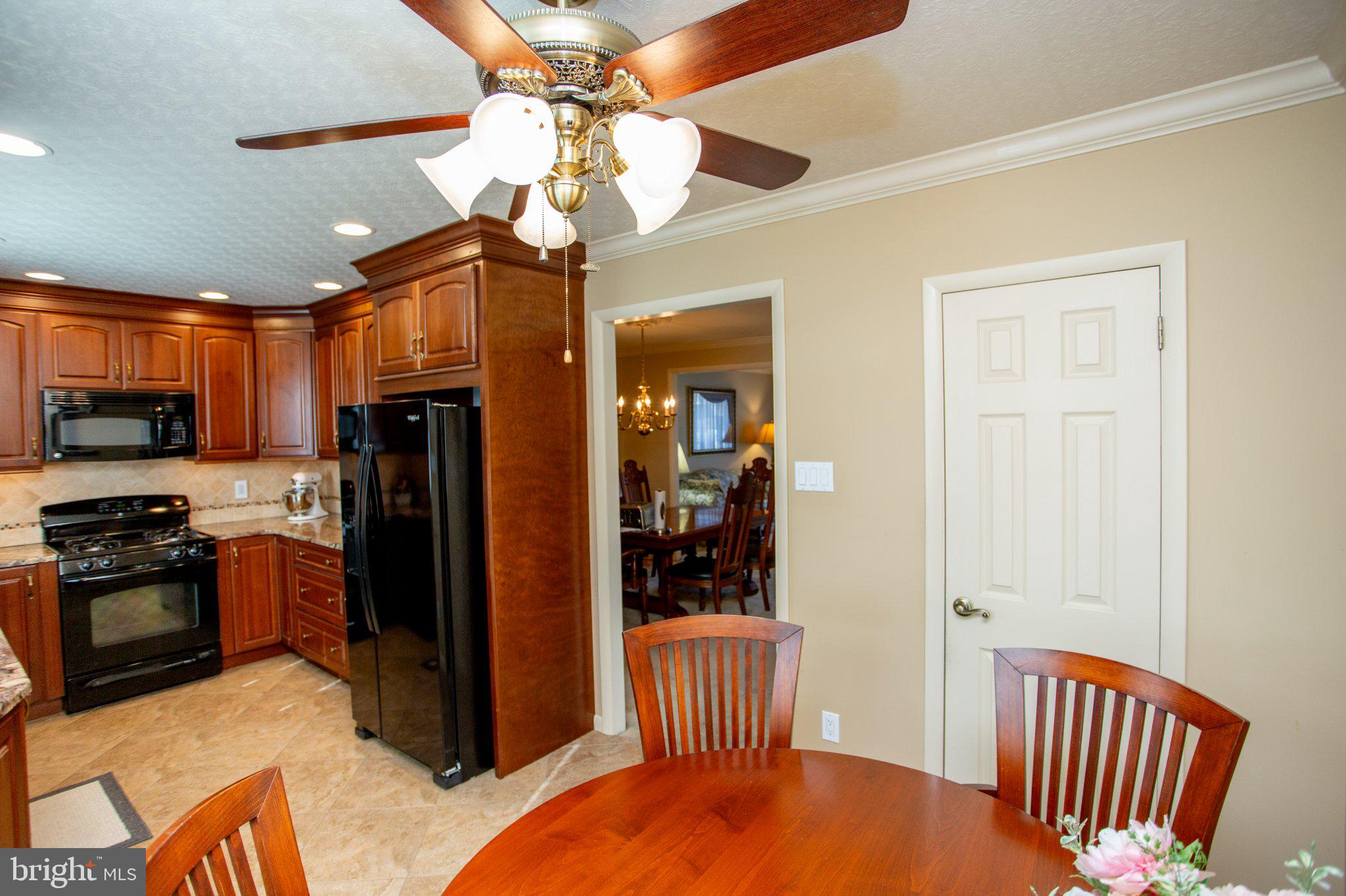 10213 Kilburn Road Philadelphia, PA 19114 - Photo 29 of 76 Gallery Image 29