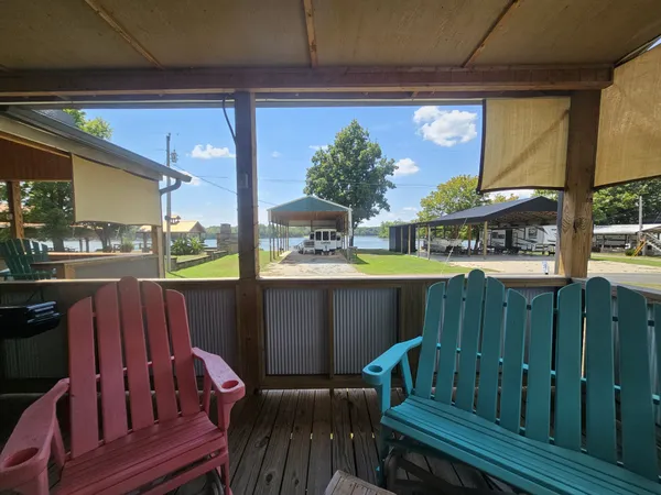 $157,500 | 625 River Road, Clifton, TN 38425