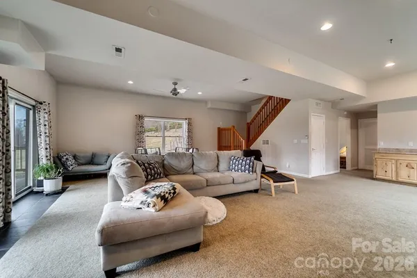 $590,000 | 262 Sams Trail, Waynesville, NC 28786