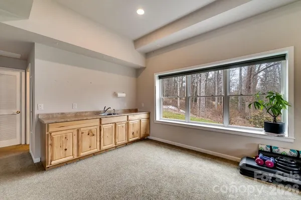 $590,000 | 262 Sams Trail, Waynesville, NC 28786