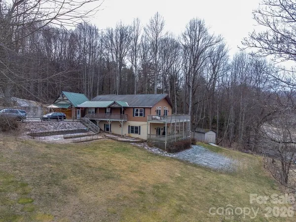 $590,000 | 262 Sams Trail, Waynesville, NC 28786