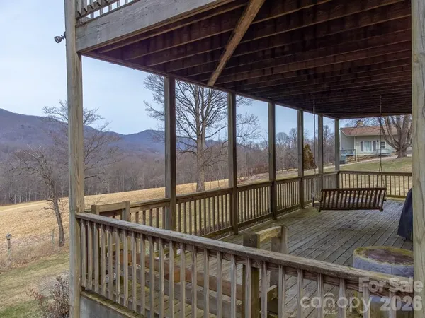 $590,000 | 262 Sams Trail, Waynesville, NC 28786