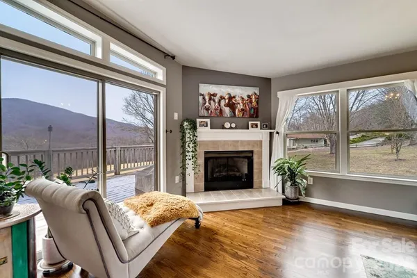 $590,000 | 262 Sams Trail, Waynesville, NC 28786