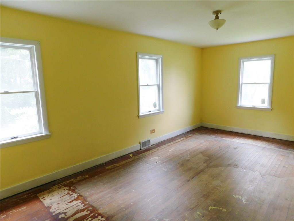 1624 Keystone Park Road New Alexandria, PA 15670 - Photo 7 of 15 This bedroom awaits your personal touches.