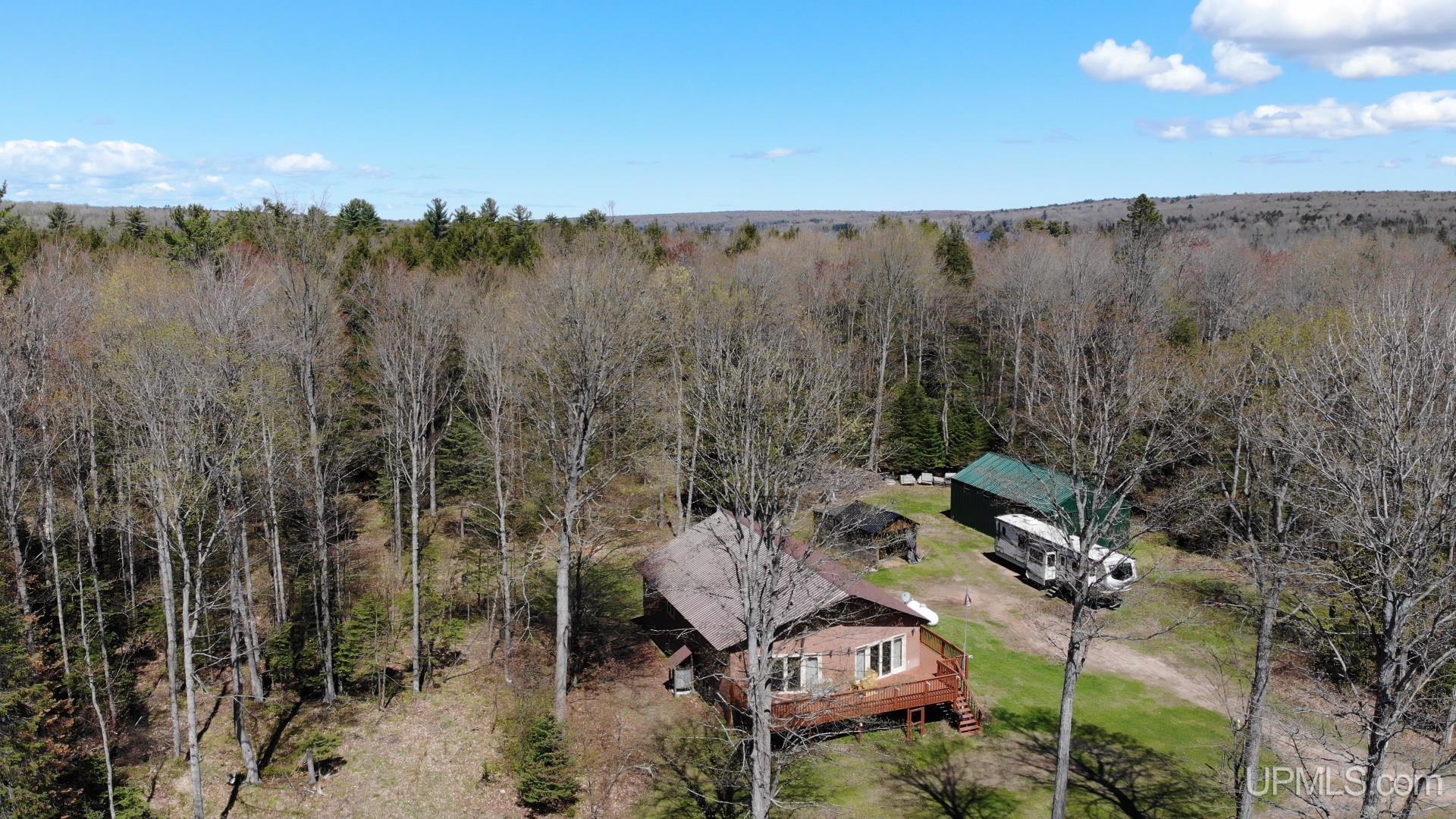 19027 Collins Road Lanse, MI 49946 - Photo 3 of 43 Gallery Image 3