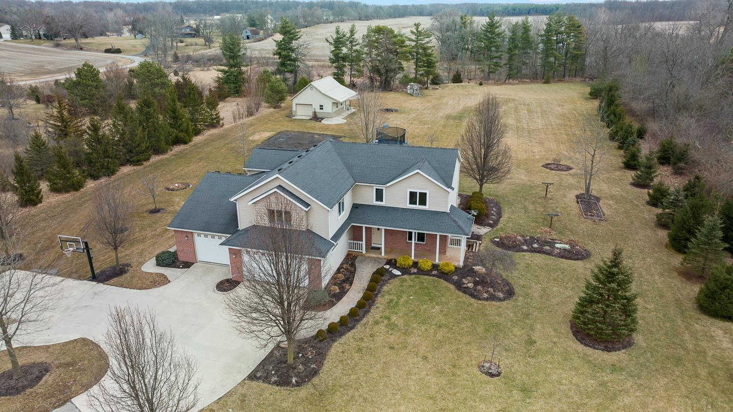 18018 Lochner Road Spencerville, IN 46788 - Photo 3 of 33 Gallery Image 3