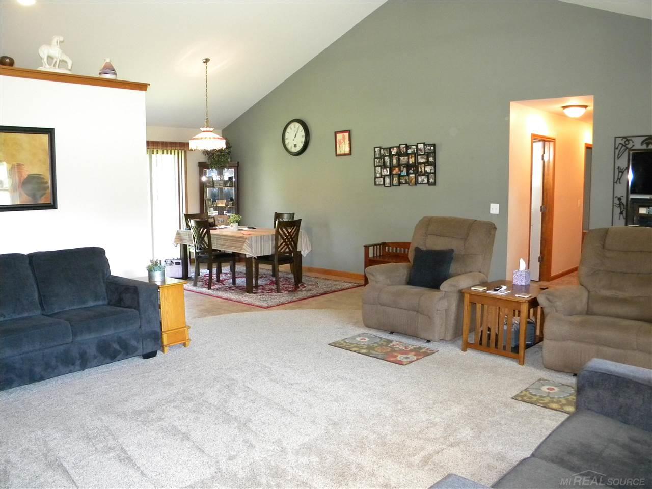 24229 Armada Ridge Road Armada, MI 48005 - Photo 13 of 38