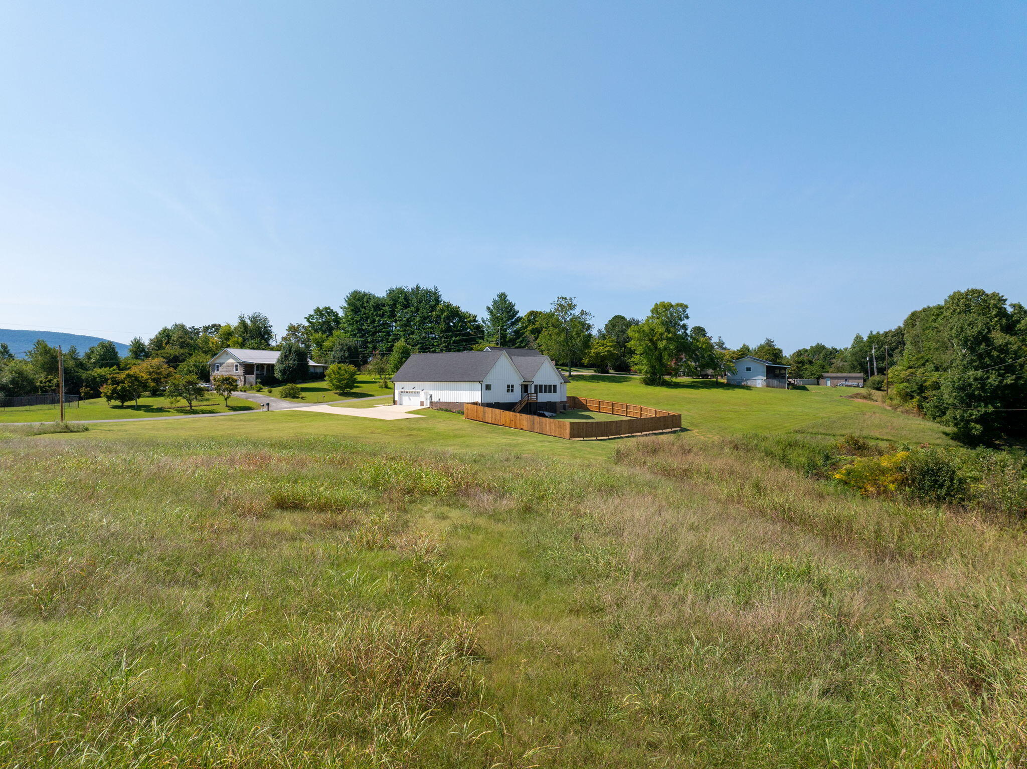 333 Summit Ridge Road Dunlap, TN 37327 - Photo 15 of 68 16-web-or-mls-DJI_20240813113346_0998_D-