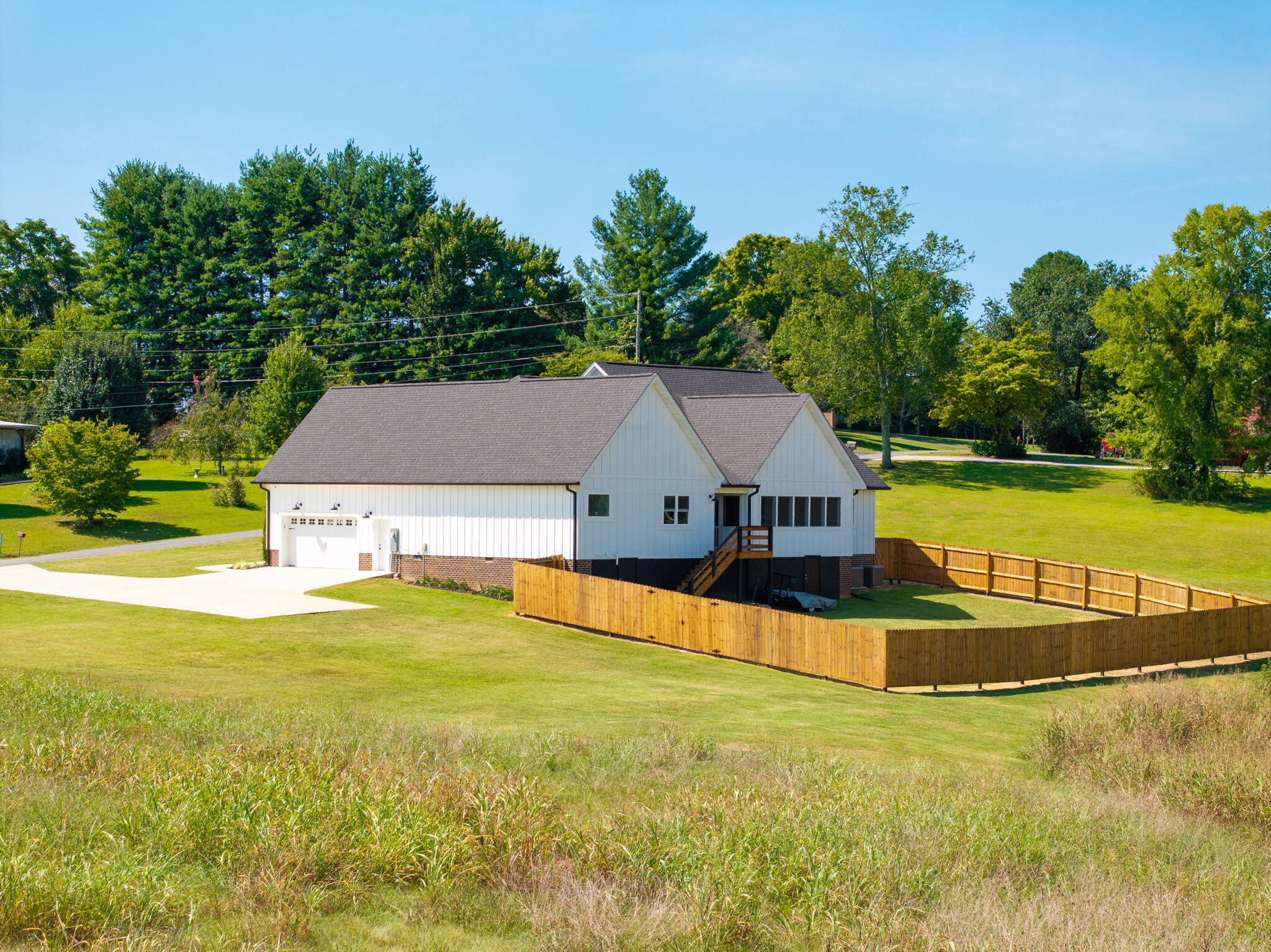333 Summit Ridge Road Dunlap, TN 37327 - Photo 16 of 68 17-web-or-mls-DJI_20240813113412_0999_D-