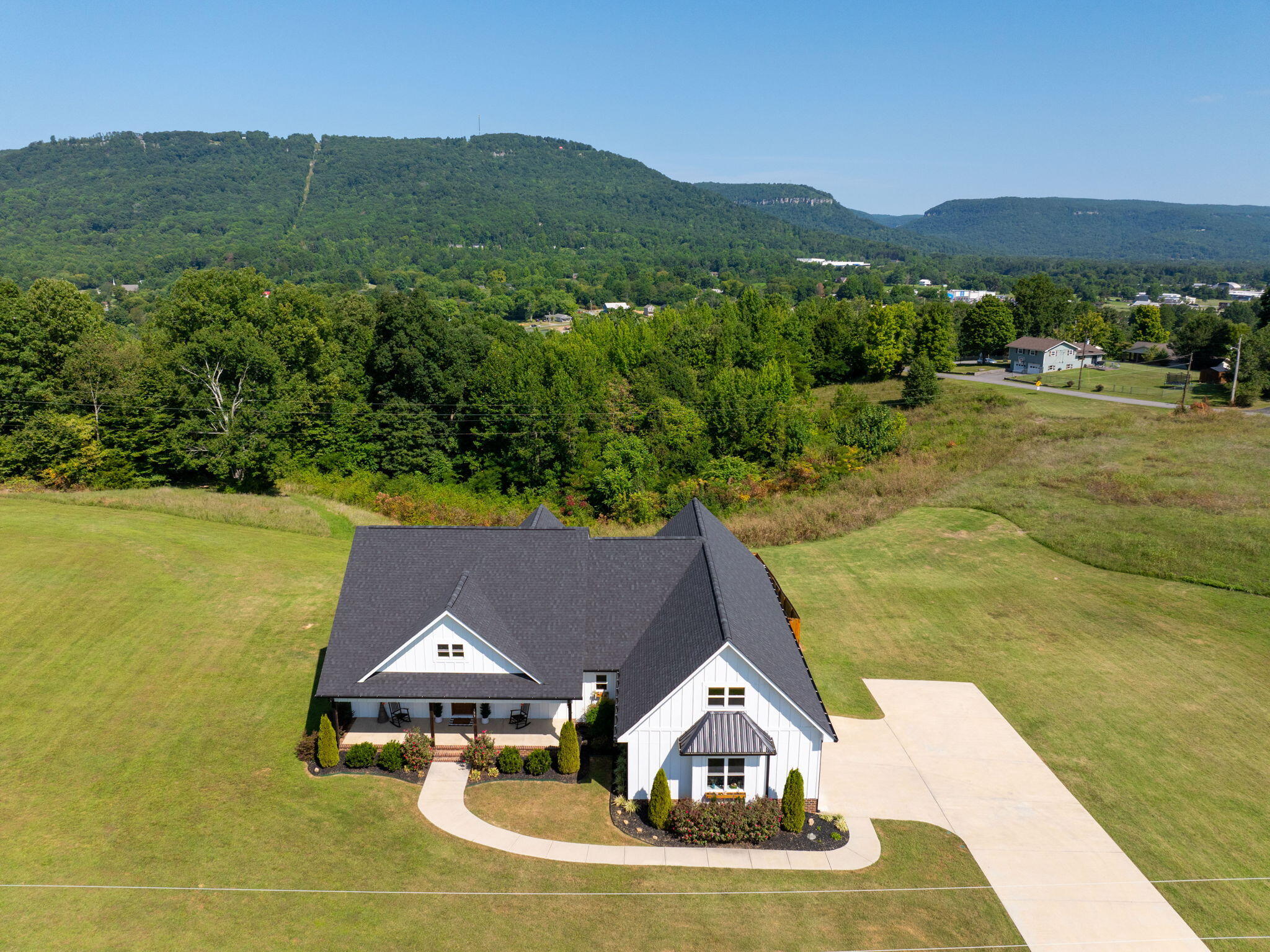 333 Summit Ridge Road Dunlap, TN 37327 - Photo 4 of 68 5-web-or-mls-DJI_20240813112203_0980_D-1