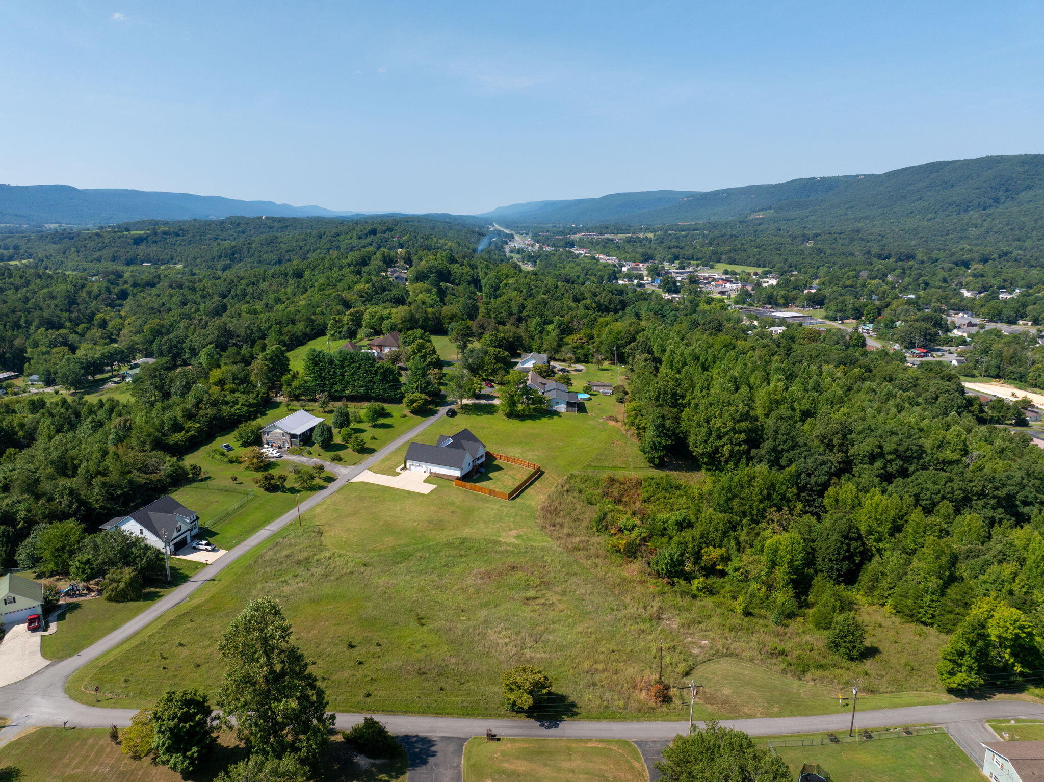 333 Summit Ridge Road Dunlap, TN 37327 - Photo 9 of 68 10-web-or-mls-DJI_20240813112510_0984_D-