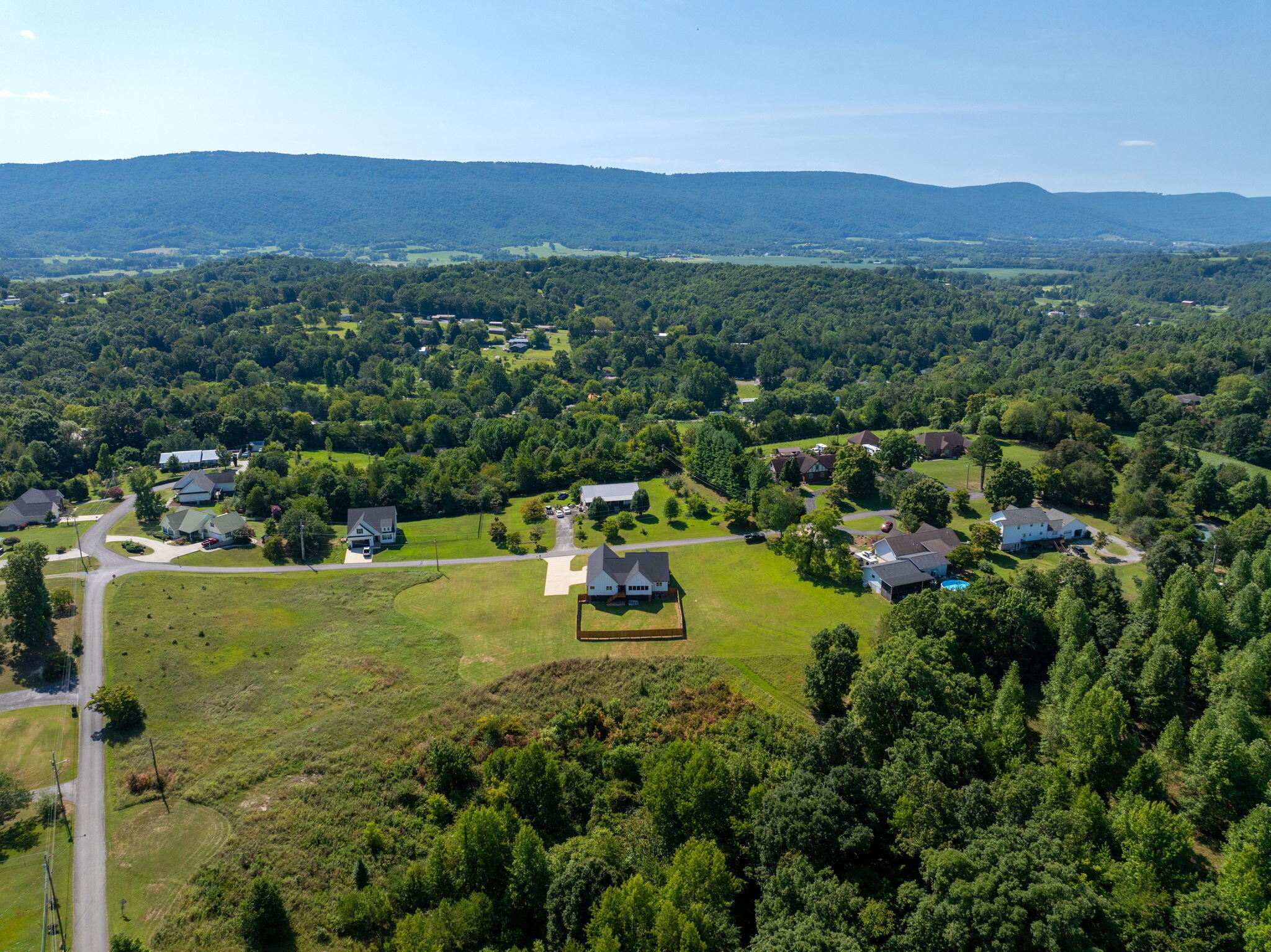 333 Summit Ridge Road Dunlap, TN 37327 - Photo 10 of 68 11-web-or-mls-DJI_20240813112546_0986_D-