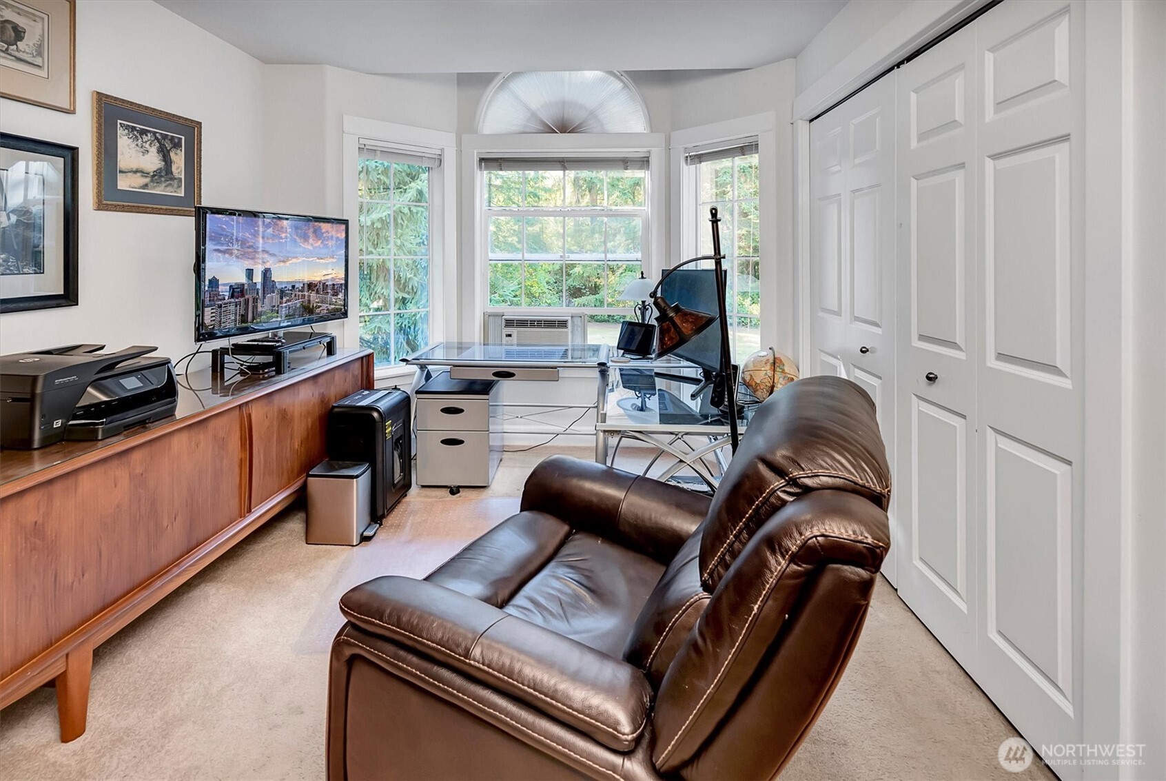 6477 Cultus Bay Road Clinton, WA 98236 - Photo 23 of 40 Gallery Image 23