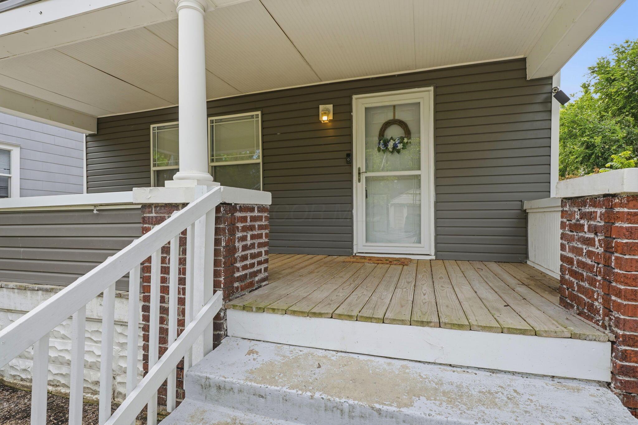 2525 Ridge Avenue Columbus, OH 43204 - Photo 4 of 67 3-web-or-mls-2525-ridge-ave