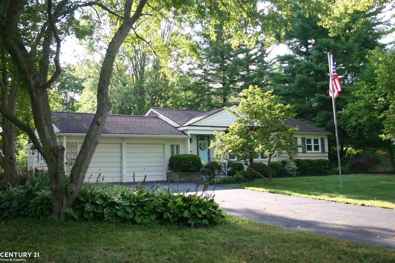2510 Hickory Lawn Road Rochester Hills, MI 48307 - Photo 1 of 22