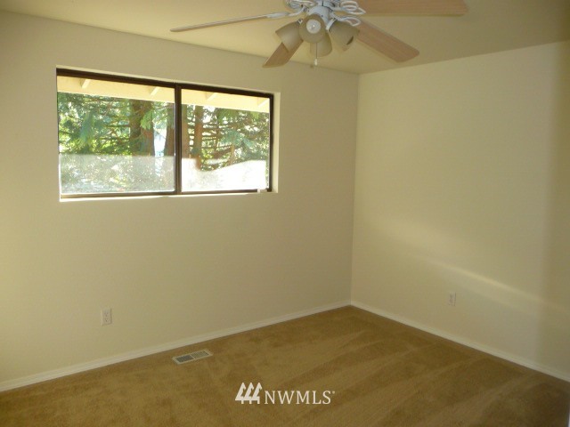 19521 1st Avenue Southeast Bothell, WA 98012 - Photo 5 of 9 Gallery Image 5