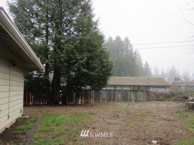 19521 1st Avenue Southeast Bothell, WA 98012 - Photo 8 of 9 Gallery Image 8