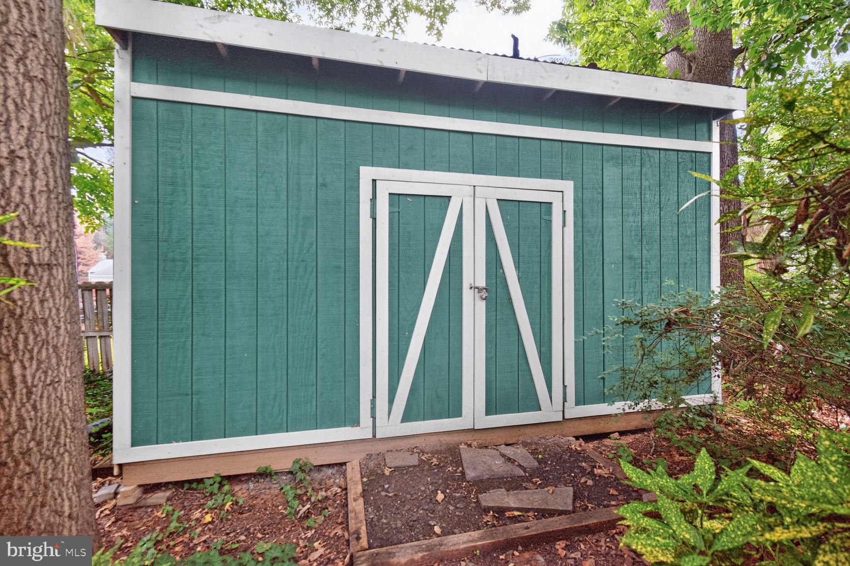 2611 Arvin Street Silver Spring, MD 20902 - Photo 40 of 42 Large Shed