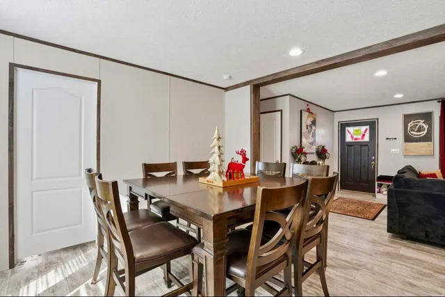 $330,000 | 237 West Steele Drive, Summerville, SC 29483