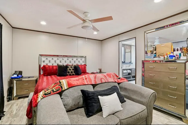 $330,000 | 237 West Steele Drive, Summerville, SC 29483