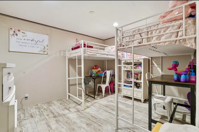 $330,000 | 237 West Steele Drive, Summerville, SC 29483