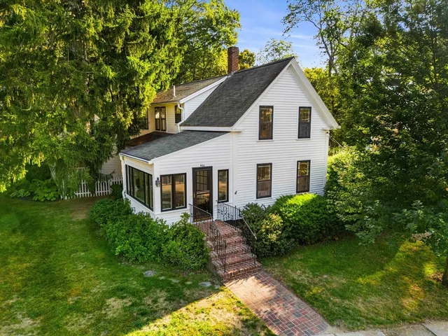 $925,000 | 486 Main Street, Amesbury, MA 01913