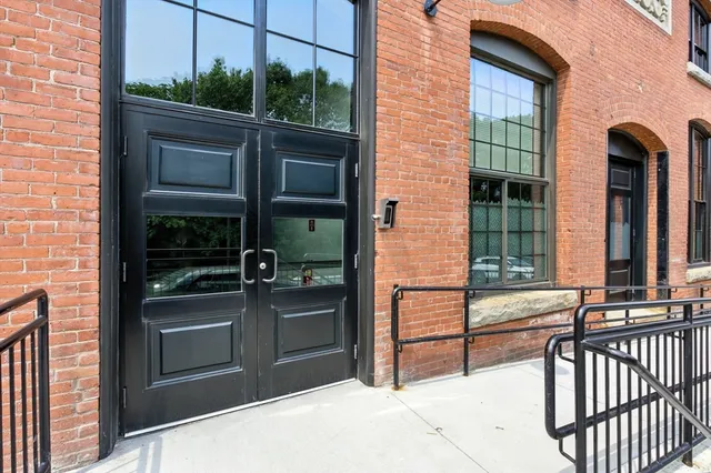 $364,000 | 55 Sterling Street, Unit 314, Clinton, MA 01510