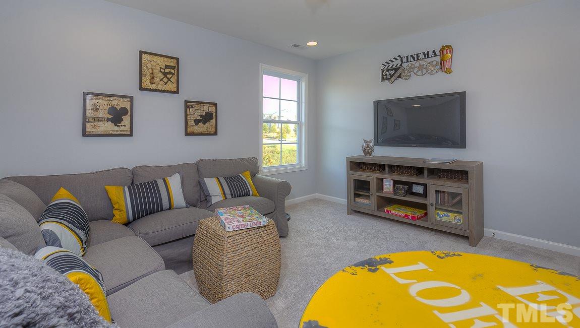 5207 Snowbell Court Raleigh, NC 27616 - Photo 11 of 23 Gallery Image 11
