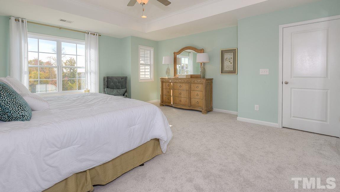 5207 Snowbell Court Raleigh, NC 27616 - Photo 18 of 23 Gallery Image 18