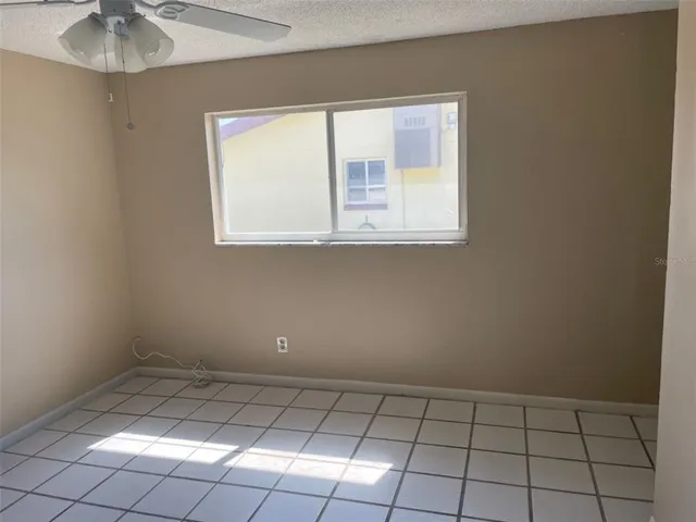 $1,195 | 1100 70th Street North, Unit 3, St. Petersburg, FL 33710