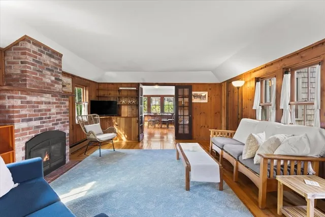 $1,695,000 | 5 Park Road, Falmouth, MA 02543