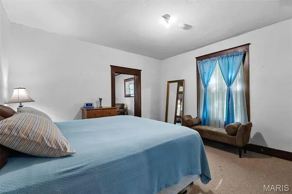 $125,000 | 302 East Walsh Avenue, Montgomery City, MO 63361