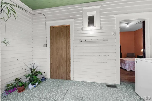 $160,000 | 302 East Walsh Avenue, Montgomery City, MO 63361