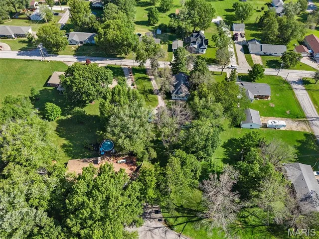 $160,000 | 302 East Walsh Avenue, Montgomery City, MO 63361