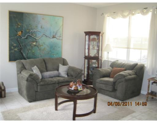 Undisclosed Address Fort Lauderdale, FL 33327 - Photo 3 of 8 Living Room