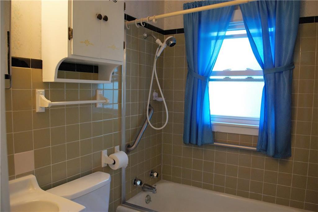 110 Bonnybriar Road South Portland, ME 04106 - Photo 10 of 20 Photo