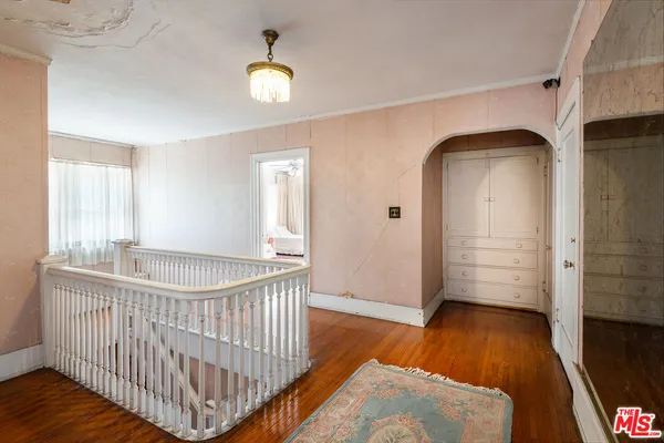 $3,750,000 | 5231 Franklin Avenue, Los Angeles, CA 90027