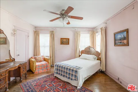 $3,750,000 | 5231 Franklin Avenue, Los Angeles, CA 90027