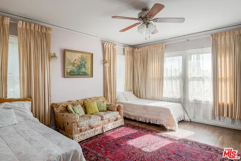 $3,750,000 | 5231 Franklin Avenue, Los Angeles, CA 90027