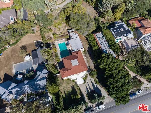 $3,750,000 | 5231 Franklin Avenue, Los Angeles, CA 90027