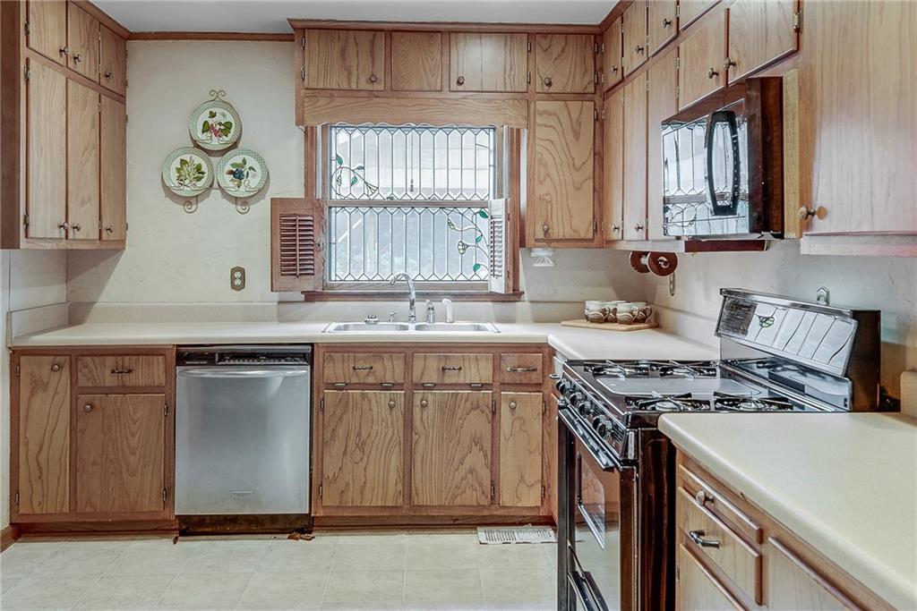 2310 Briarcliff Road Northeast Atlanta, GA 30324 - Photo 12 of 51