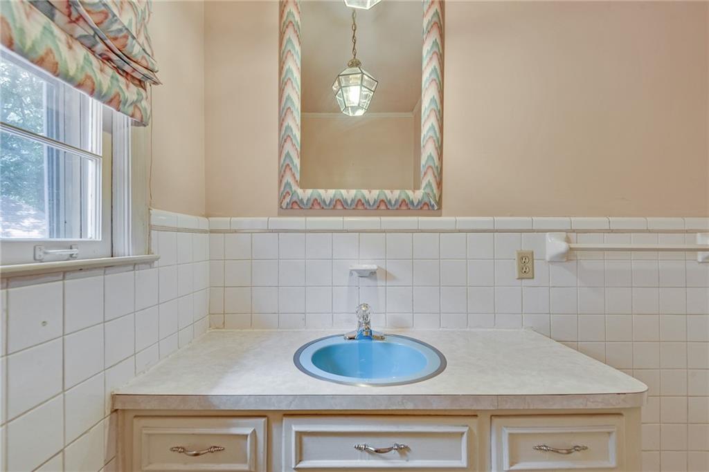 2310 Briarcliff Road Northeast Atlanta, GA 30324 - Photo 19 of 51